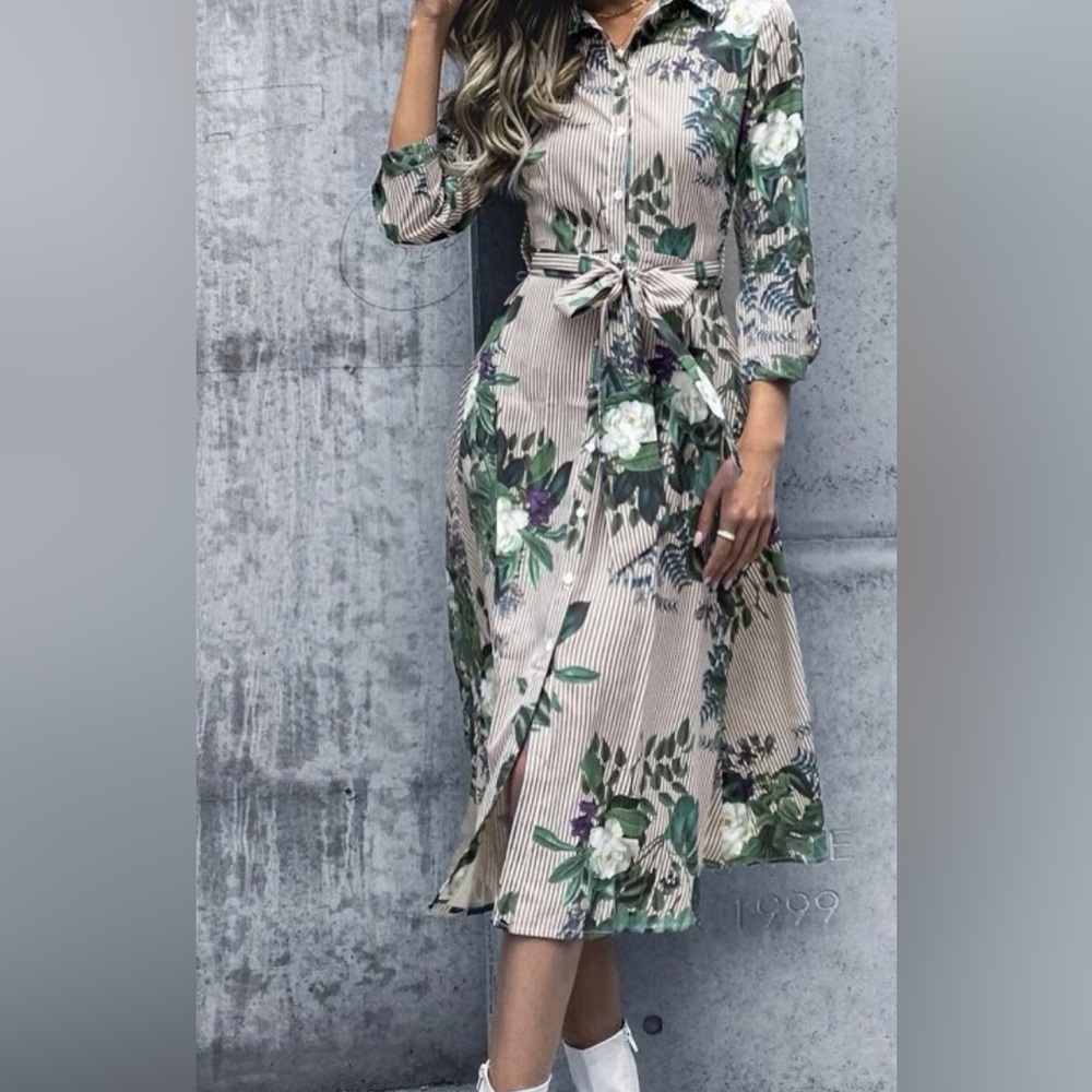 Shein Floral printed strip button dress